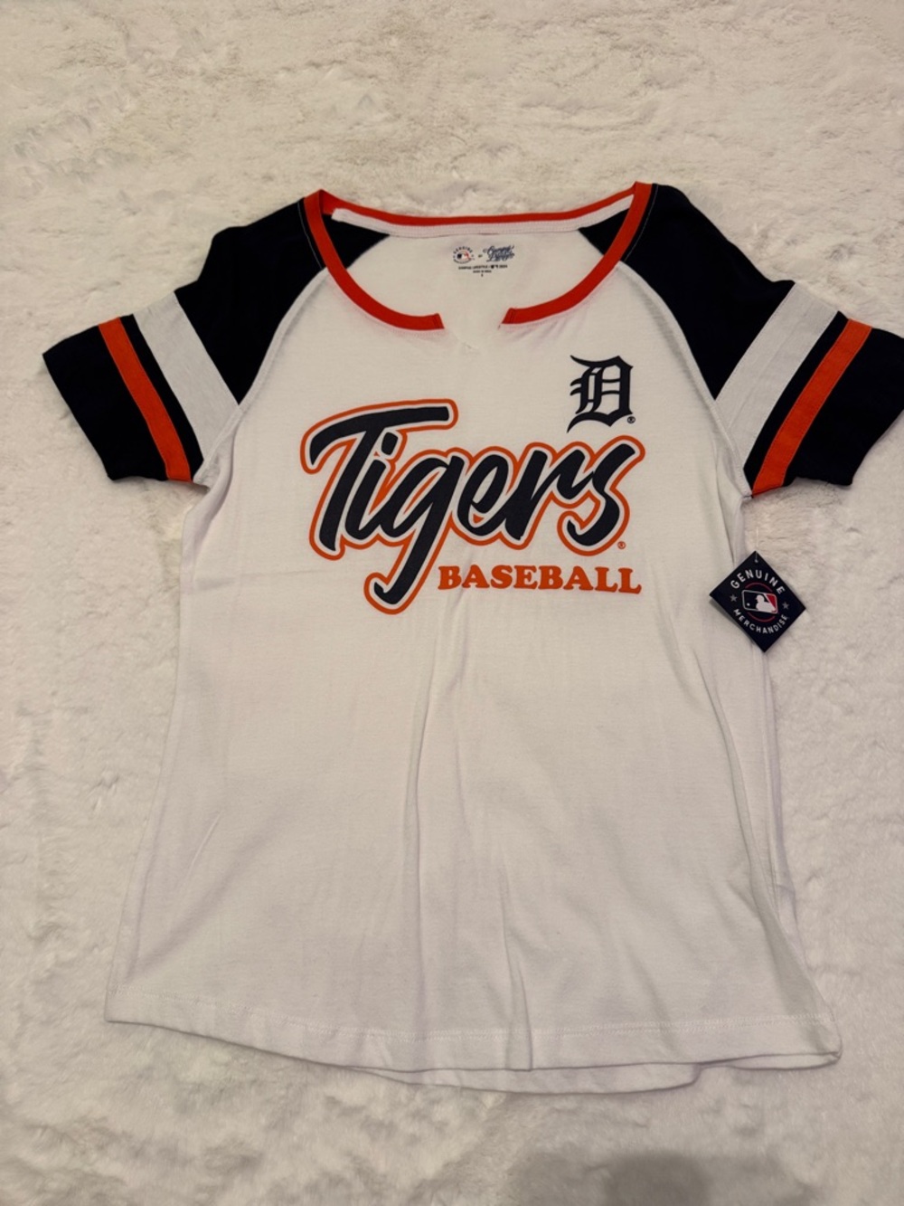NWT Tigers Baseball Short Sleeve Tee - White with Navy & Orange